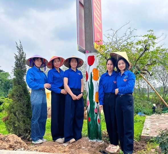 CỘT ĐIỆN NỞ HOA: ĐIỂM SÁNG TRONG THÁNG THANH NIÊN XÃ ĐẠI THANH- Ảnh 7.