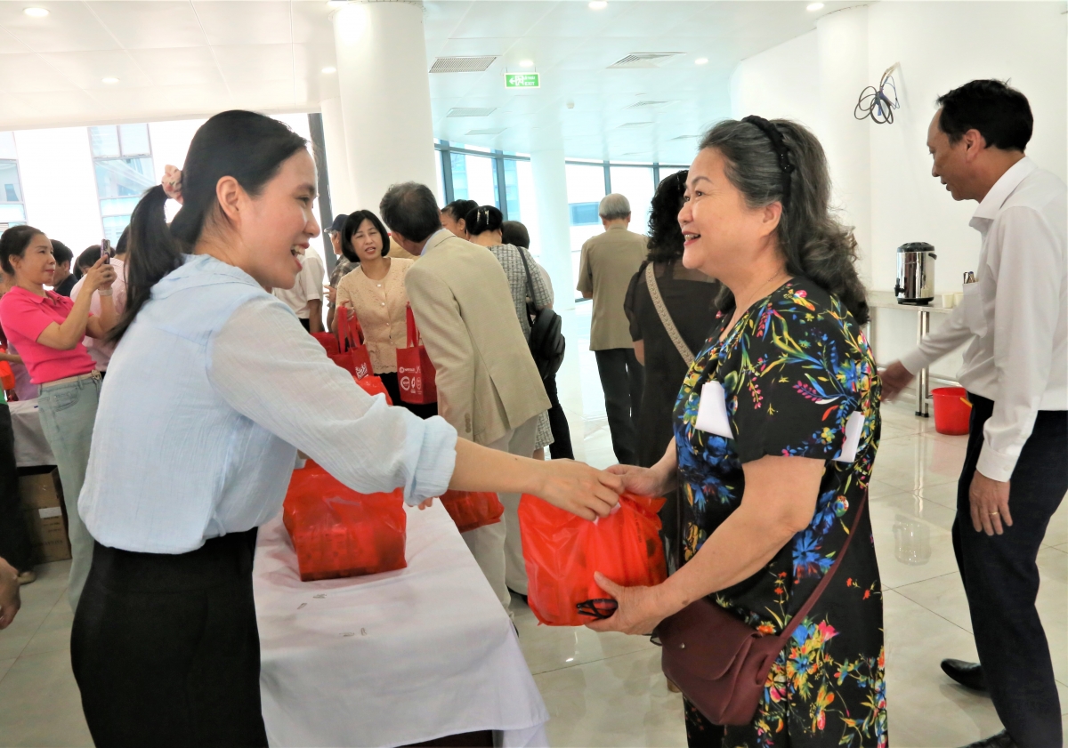 Câu lạc bộ chăm sóc sức khỏe Người cao tuổi (NCT) phường Cầu Giấy: Mô hình đặc biệt của Thủ đô- Ảnh 14.