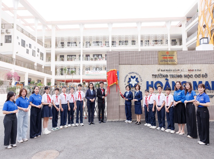 KHÚC CA THÁNG BA: RỘN RÀNG NGÀY HỘI "THIẾU NHI VUI KHỎE – TIẾN BƯỚC LÊN ĐOÀN" TẠI TRƯỜNG THCS HOÀNG MAI- Ảnh 5.