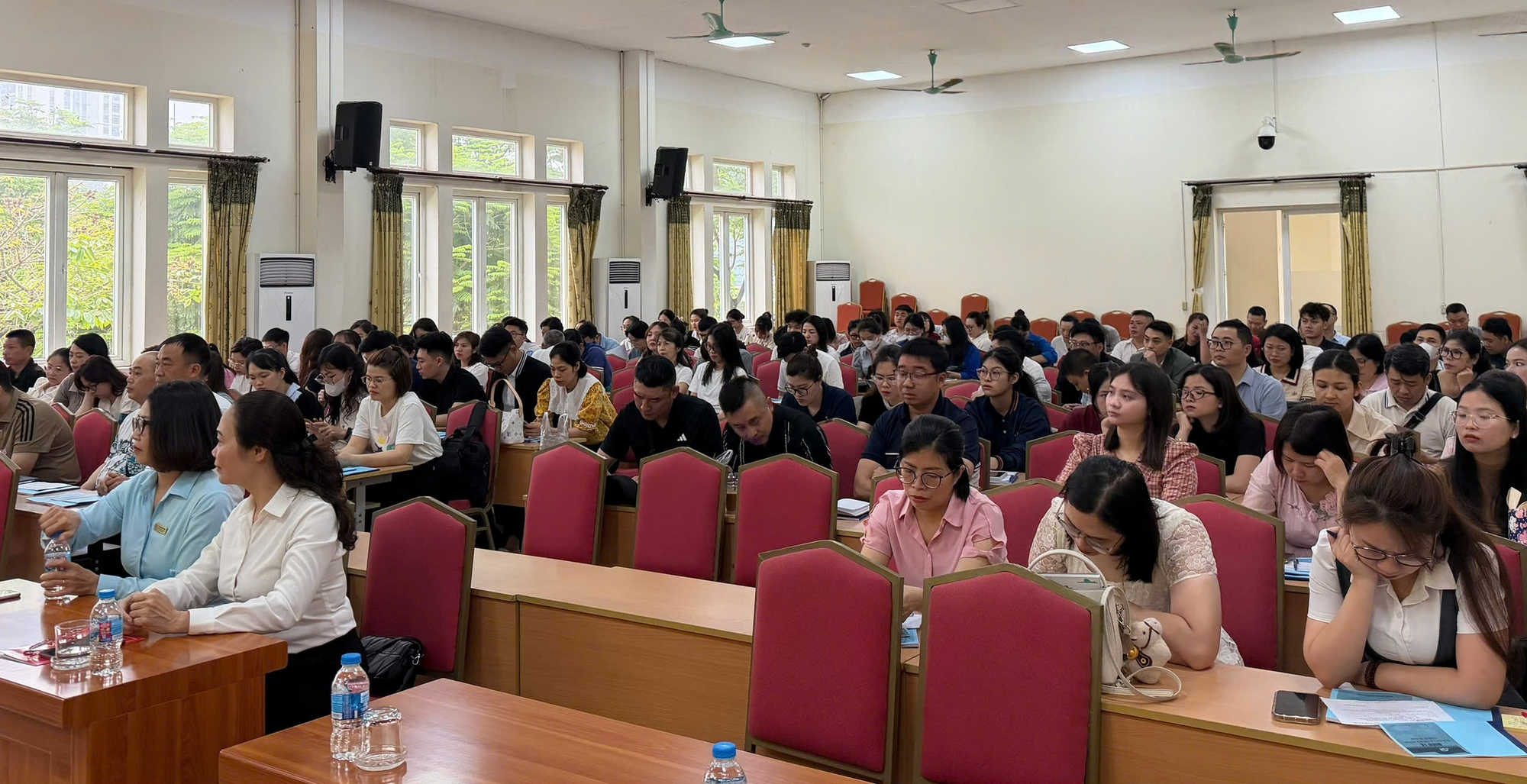 KHAI GIẢNG LỚP BỒI DƯỠNG NHẬN THỨC VỀ ĐẢNG KHÓA I NĂM 2026- Ảnh 3.