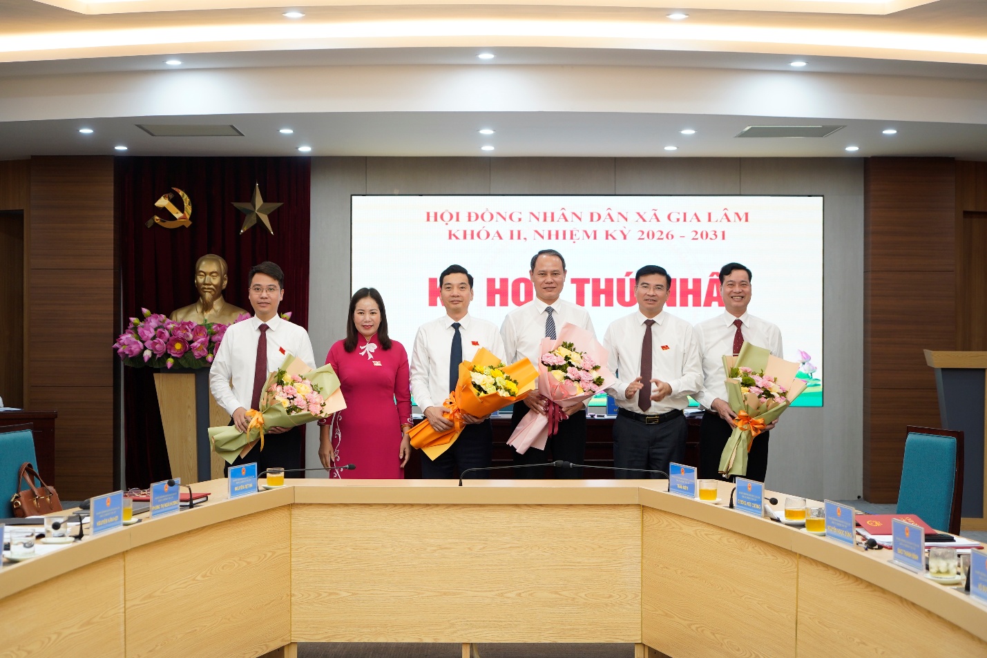 Đồng chí Nguyễn Việt Hà tiếp tục được bầu làm Chủ tịch HĐND xã Gia Lâm- Ảnh 6.