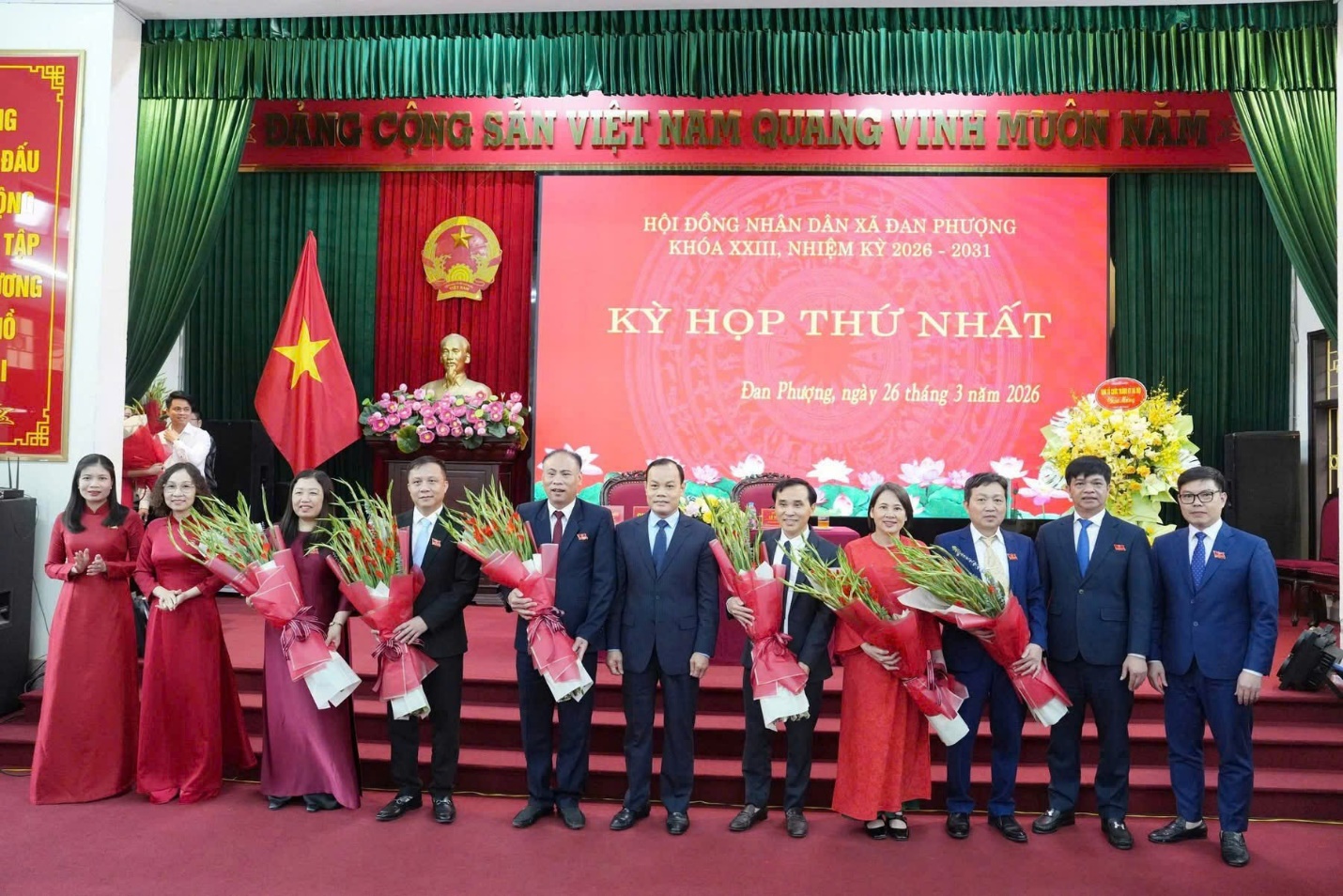 Kỳ họp thứ nhất HĐND xã Đan Phượng nhiệm kỳ 2026-2031 thành công tốt đẹp- Ảnh 2.