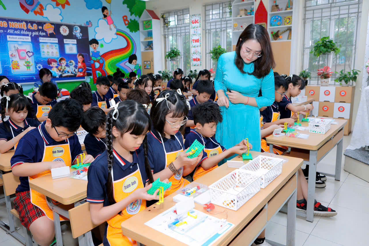  🔥DẤU ẤN ẤN TƯỢNG TẠI HỘI THI GIÁO VIÊN DẠY GIỎI CẤP TIỂU HỌC THÀNH PHỐ HÀ NỘI NĂM HỌC 2025-2026 🔥- Ảnh 9.