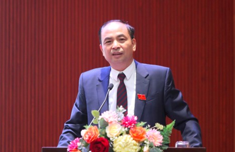 Kỳ họp thứ Nhất HĐND phường Tây Hồ khóa II: Bầu đủ nhân sự chủ chốt, cam kết "nói đi đôi với làm"- Ảnh 7.