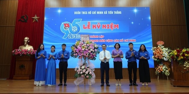 Đoàn Thanh niên xã Tiến Thắng xung kích, đi đầu trong các phong trào thi đua- Ảnh 2.