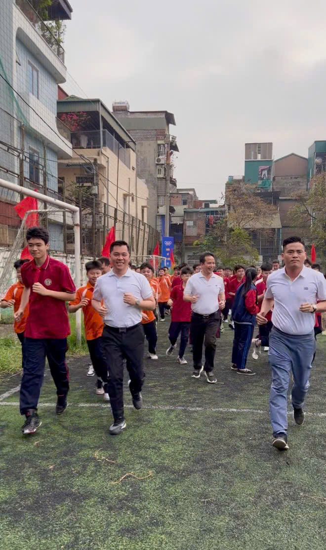 Hưởng ứng Ngày chạy Olympic Vì sức khỏe toàn dân 2026- Ảnh 5.