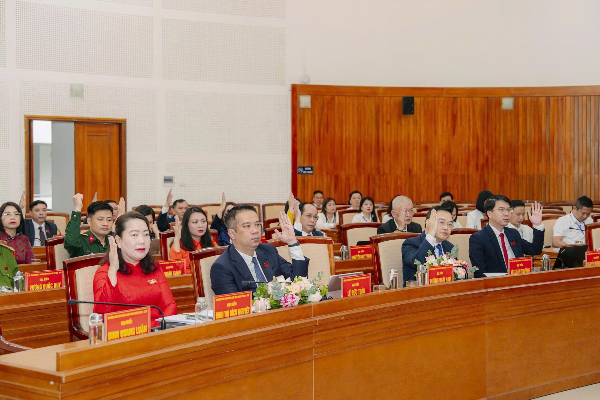 Cử tri phường Việt Hưng gửi gắm nhiều kỳ vọng vào HĐND phường khóa II- Ảnh 1.