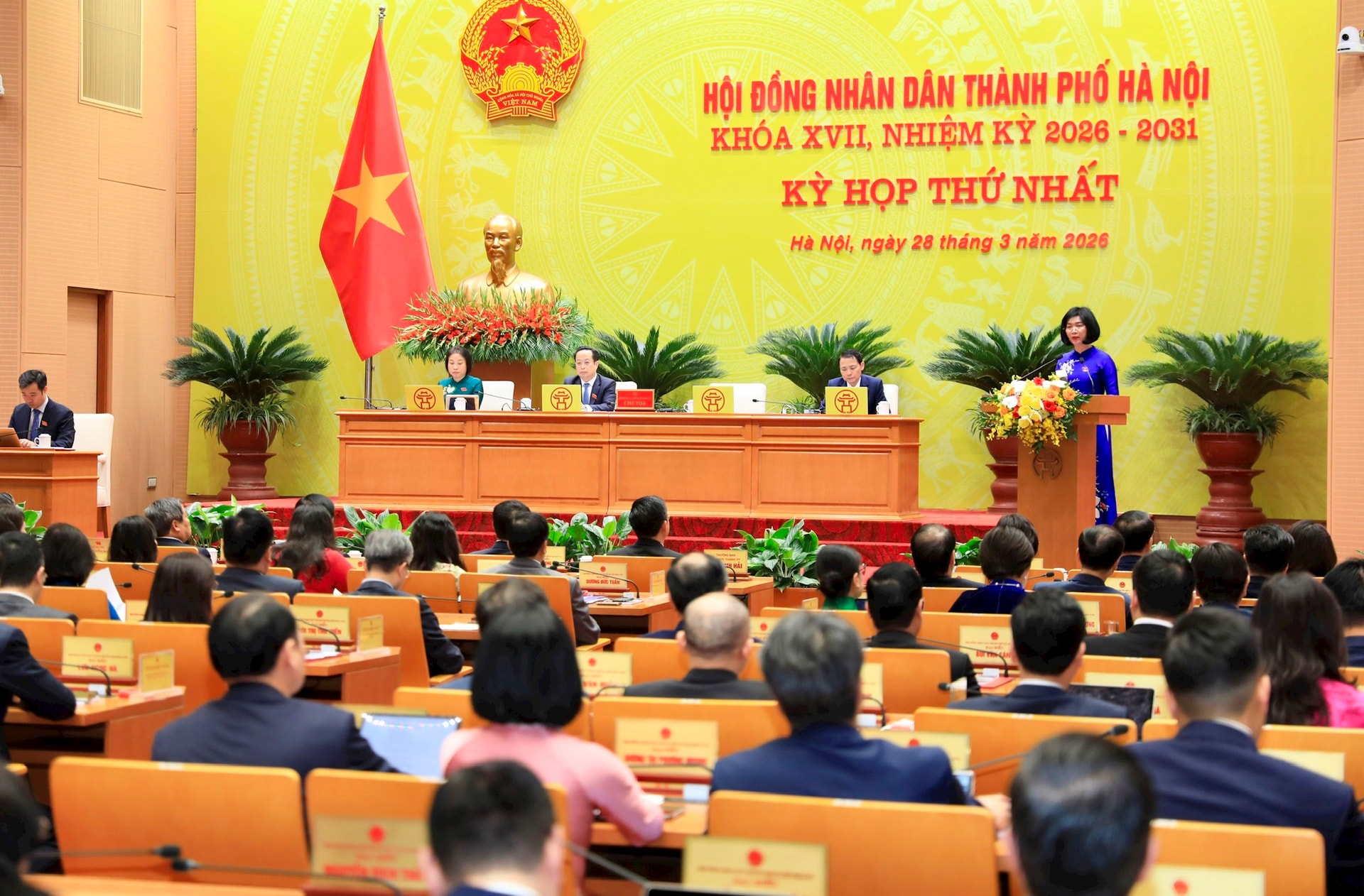 Kỳ họp thứ nhất HĐND thành phố Hà Nội khóa XVII quyết định nhiều nội dung quan trọng- Ảnh 2.