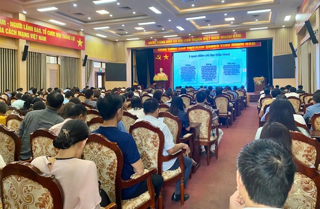 Hoài Đức dự hội nghị trực tuyến quán triệt Nghị quyết số 02-NQ/TW, ngày 17/3/2026 của Bộ Chính trị. - Ảnh 5.