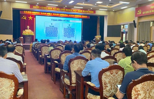 Hoài Đức dự hội nghị trực tuyến quán triệt Nghị quyết số 02-NQ/TW, ngày 17/3/2026 của Bộ Chính trị. - Ảnh 6.