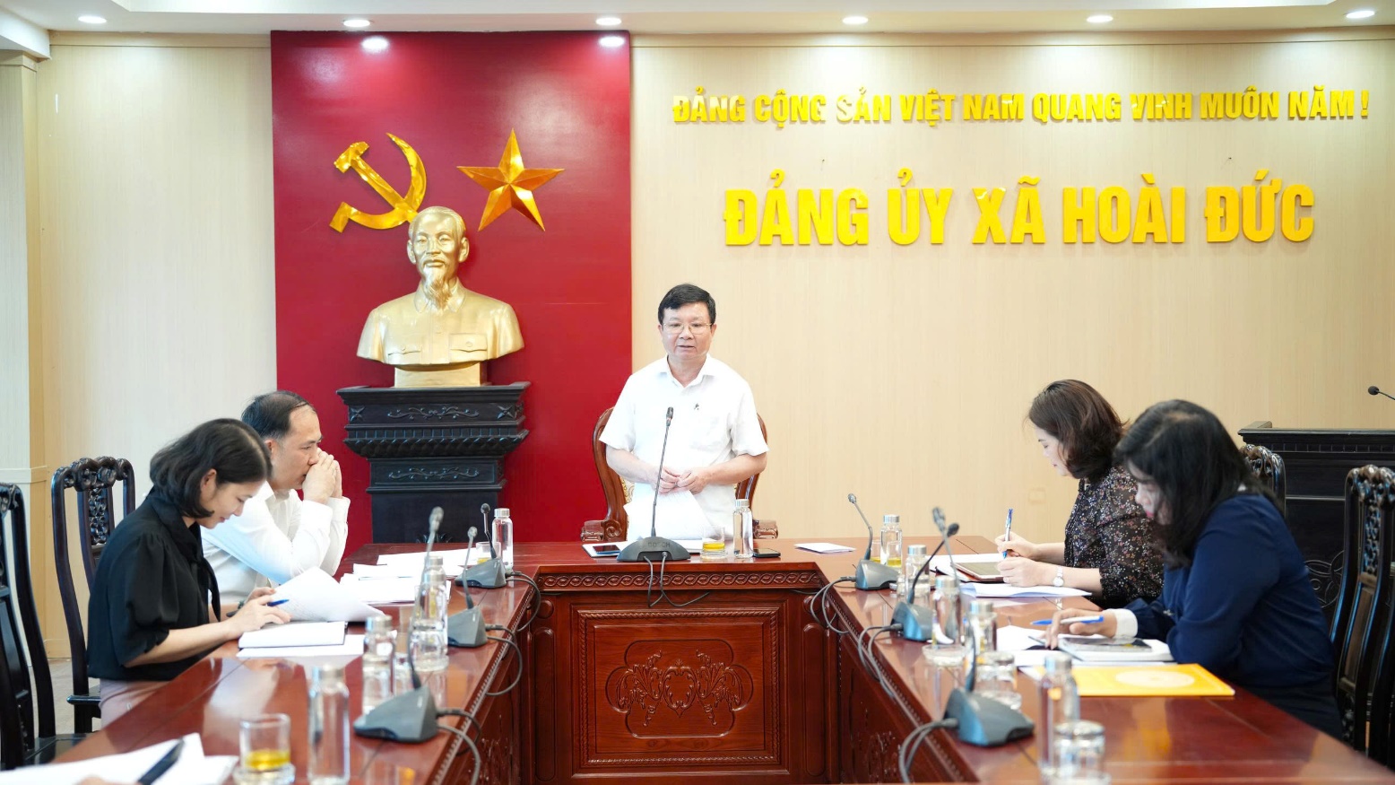 Đảng ủy xã Hoài Đức tổ chức hội nghị giao ban công tác Quý I, triển khai nhiệm vụ trọng tâm Quý II năm 2026- Ảnh 2.