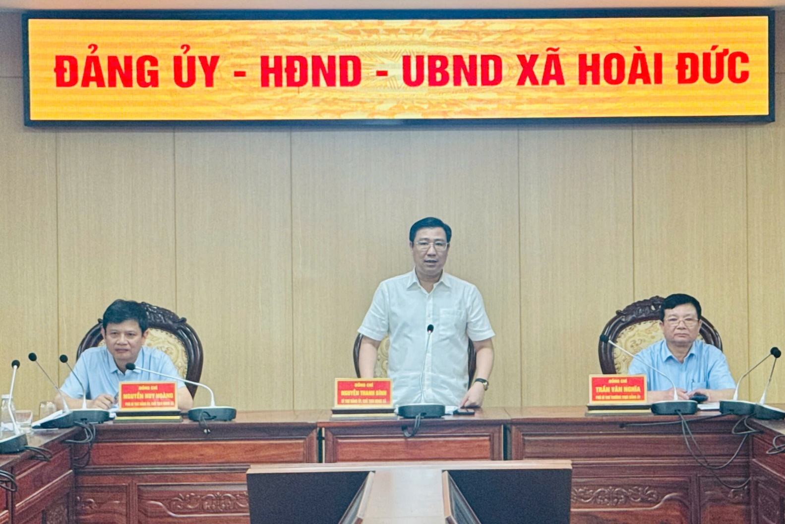 Hội nghị lần thứ 8 Ban Chấp hành Đảng bộ xã Hoài Đức khoá I, nhiệm kỳ 2025-2030.- Ảnh 7.