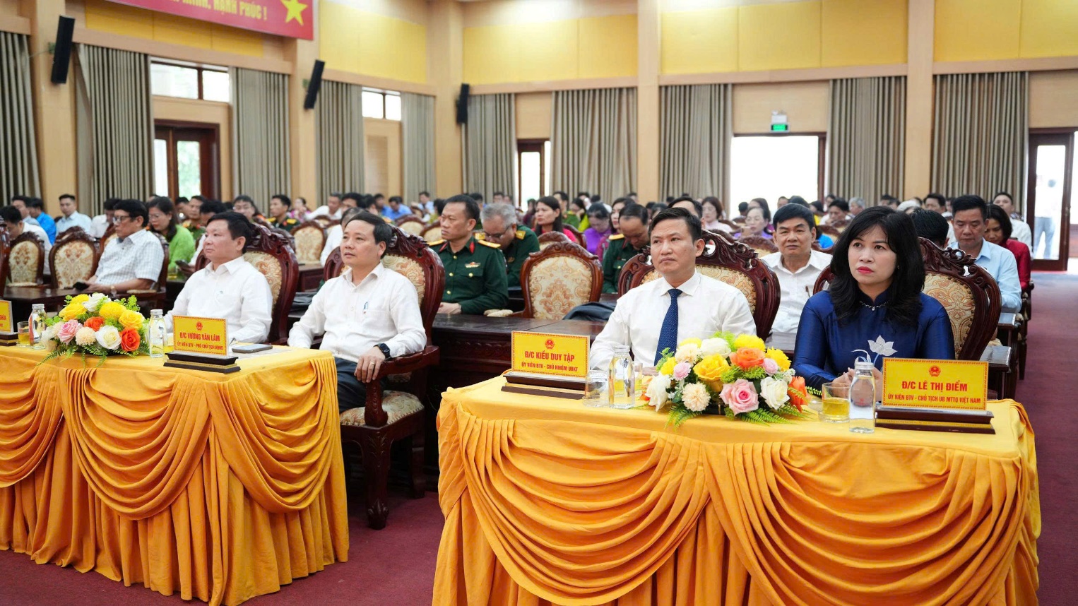 Hoài Đức: khen thưởng 33 tập thể, 199 cá nhân tiêu biểu trong công tác bầu cử- Ảnh 5.