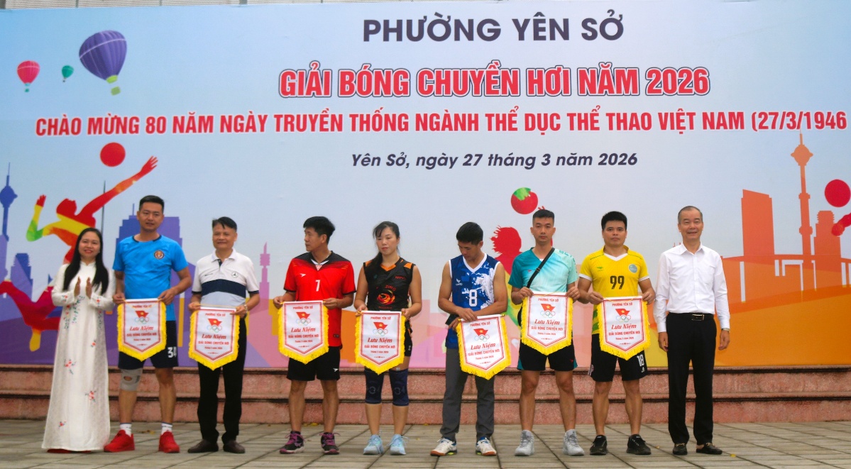 Sôi nổi Giải bóng chuyền hơi phường Yên Sở năm 2026: Lan tỏa phong trào thể dục thể thao quần chúng- Ảnh 1.