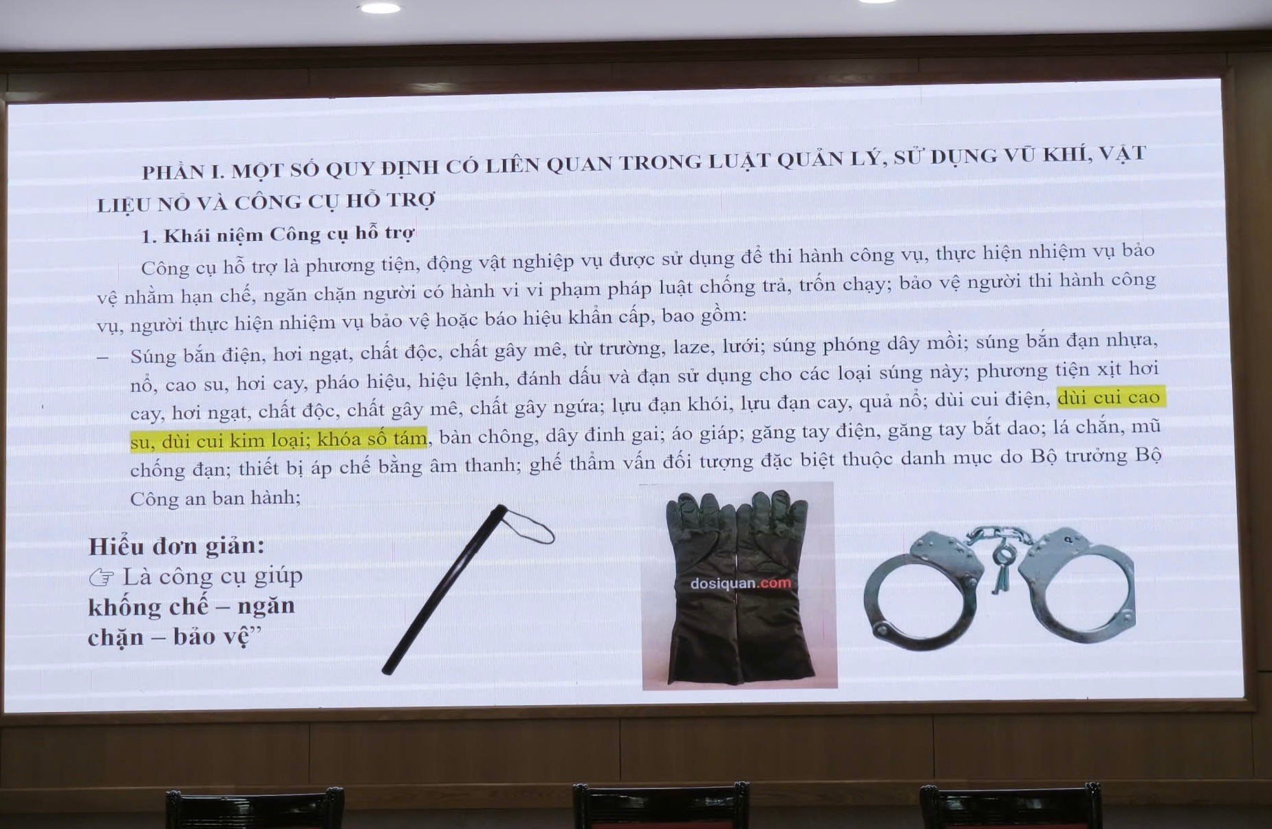 Công an phường Cầu Giấy tổ chức Hội nghị tuyên truyền, đào tạo, huấn luyện công tác quản lý, sử dụng vũ khí, công cụ hỗ trợ cho lực lượng tham gia bảo vệ ANTT trên địa bàn phường- Ảnh 3.