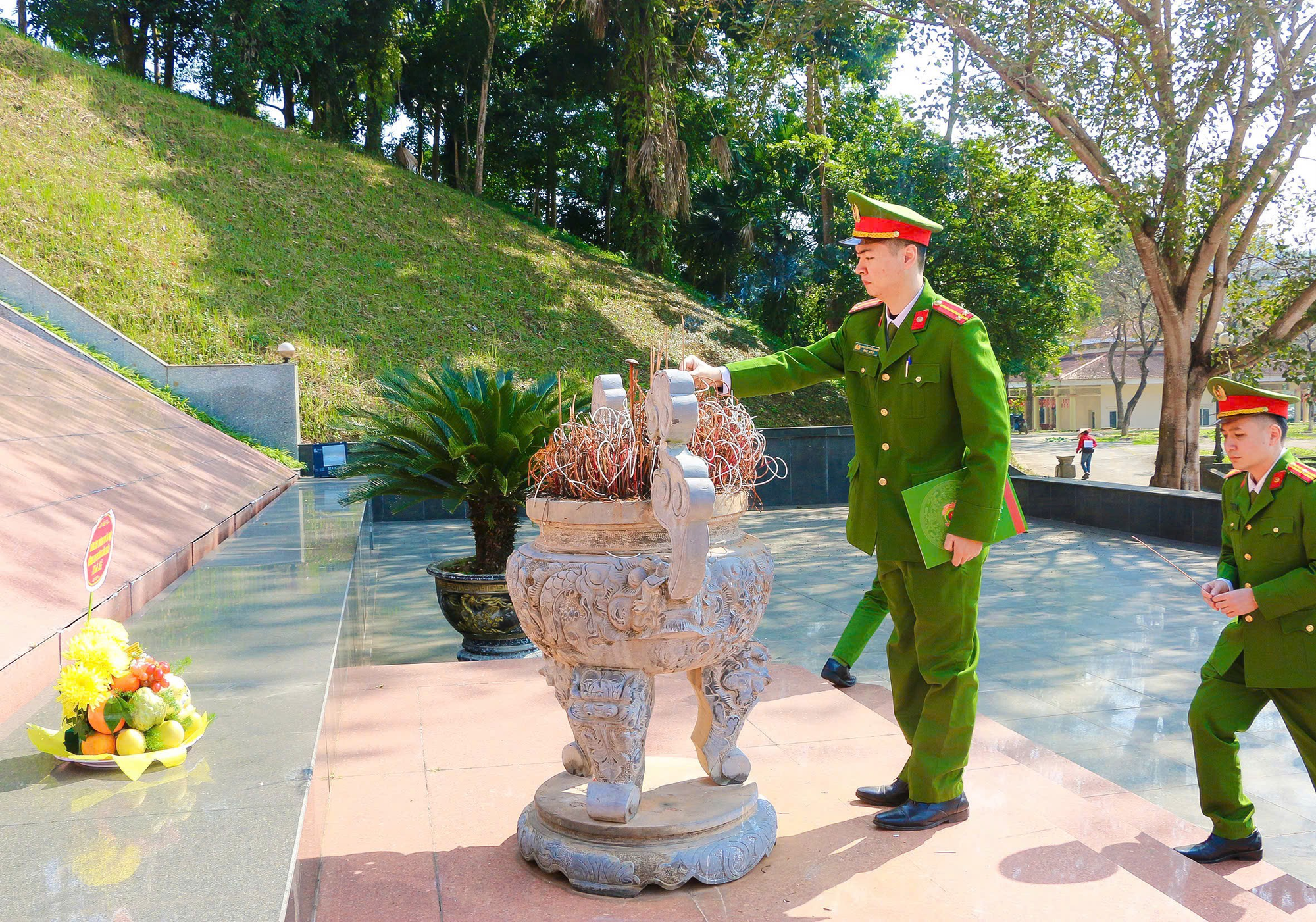 Đoàn thanh niên - Hội phụ nữ Công an phường Cầu Giấy tổ chức sinh hoạt chính trị tại địa chỉ đỏ "Nha Công an Trung ương"- Ảnh 5.