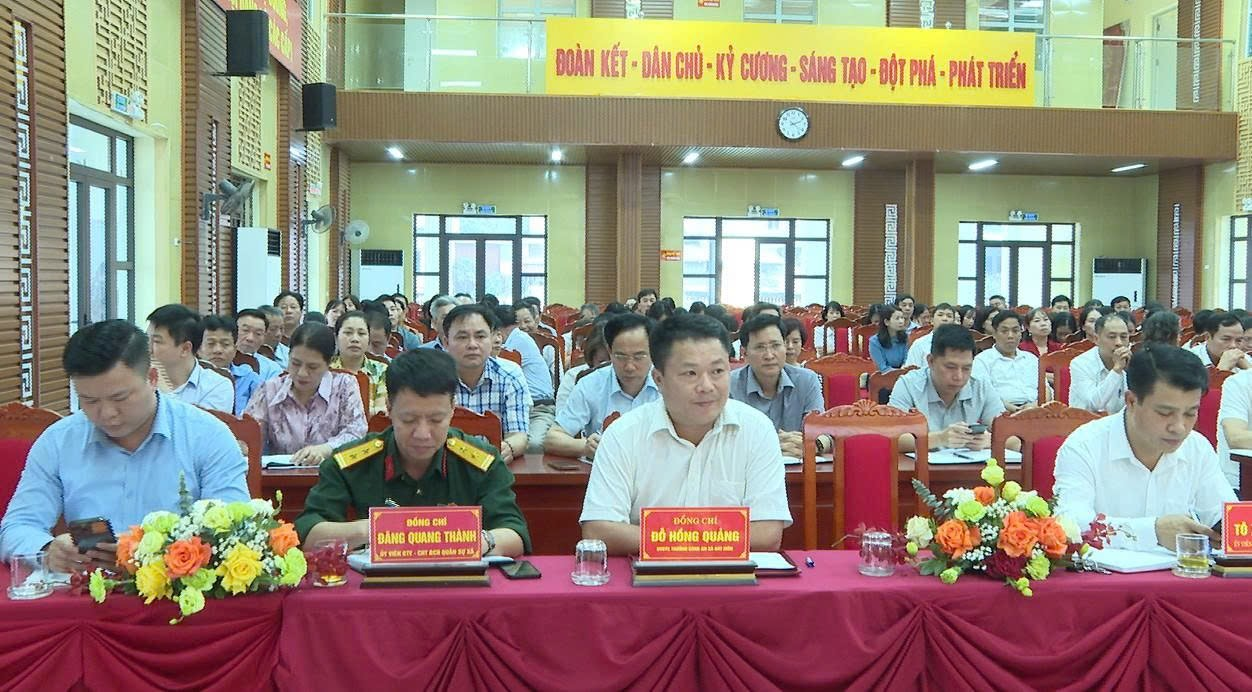 Hát Môn: Ban Chấp hành mở rộng giao ban với Bí thư các Chi đảng bộ trực thuộc Đảng ủy xã, trưởng thôn dân cư Quý I, triển khai nhiệm vụ trọng tâm Quý II năm 2026- Ảnh 4.