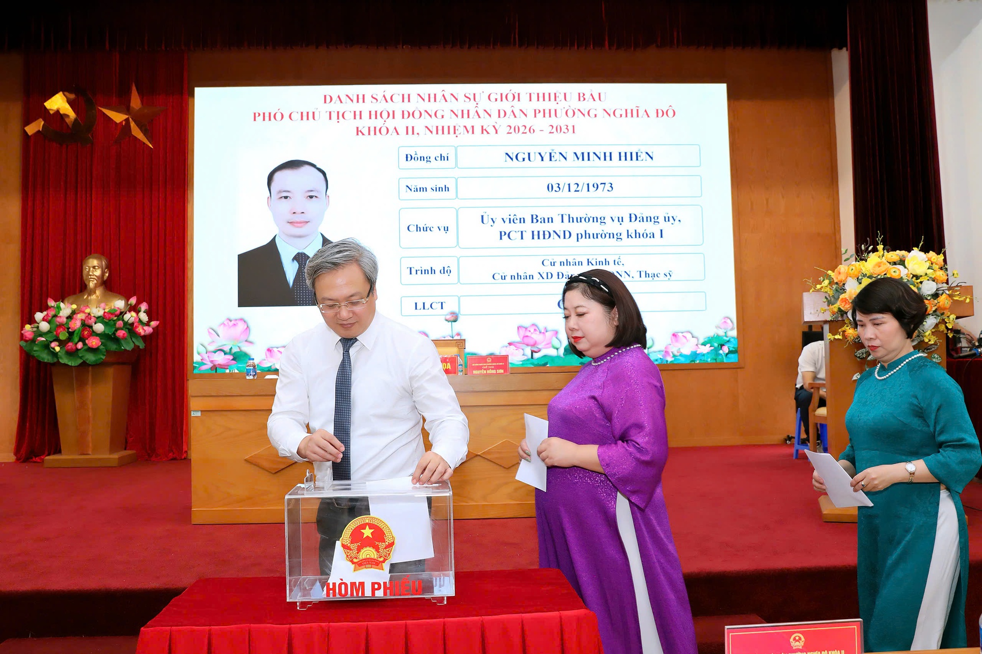 HĐND phường Nghĩa Đô tổ chức kỳ họp thứ nhất HĐND phường khóa II nhiệm kỳ 2026-2031- Ảnh 4.