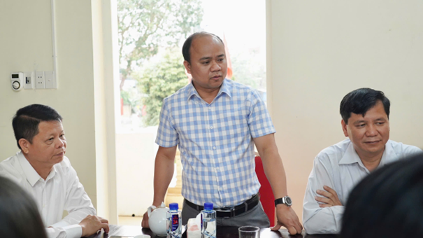 Lãnh đạo xã Yên Lãng thăm, chúc mừng Trung tâm Dịch vụ tổng hợp nhân dịp kỷ niệm 80 năm Ngày truyền thống ngành Thể dục thể thao Việt Nam
Nhân dịp kỷ niệm 80 năm Ngày truyền thống ngành Thể dục thể thao Việt Nam (27/3/1946 - 27/3/2026).
- Ảnh 3.