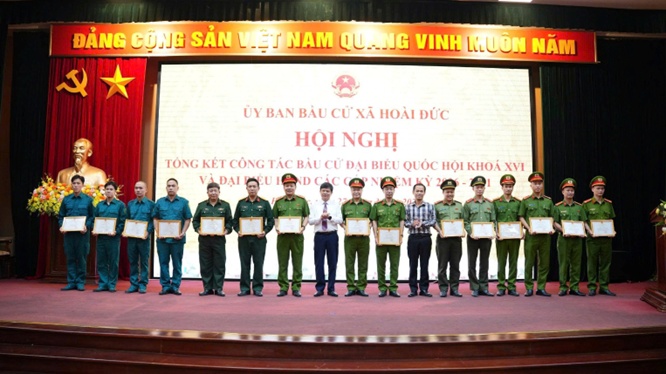 Hoài Đức: khen thưởng 33 tập thể, 199 cá nhân tiêu biểu trong công tác bầu cử- Ảnh 19.