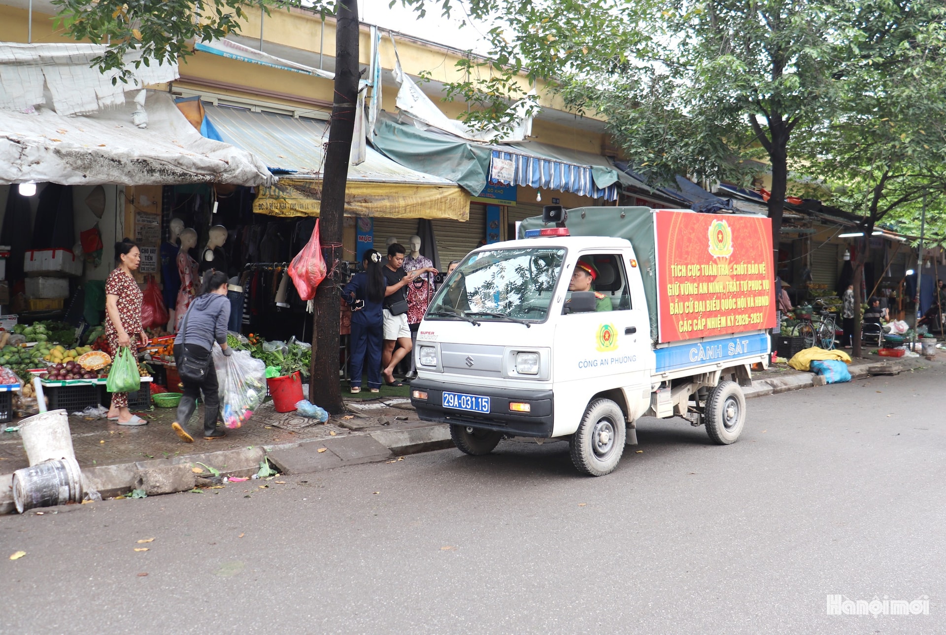 Kiến Hưng duy trì ra quân lập lại trật tự đô thị, tạo chuyển biến rõ nét- Ảnh 2.