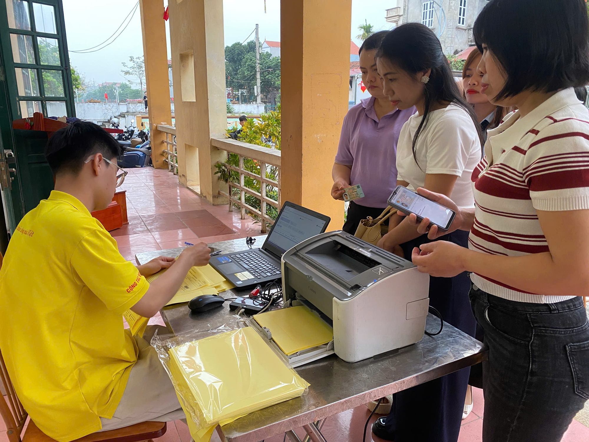 "Giọt hồng" lan tỏa yêu thương tại xã Liên Minh- Ảnh 2.