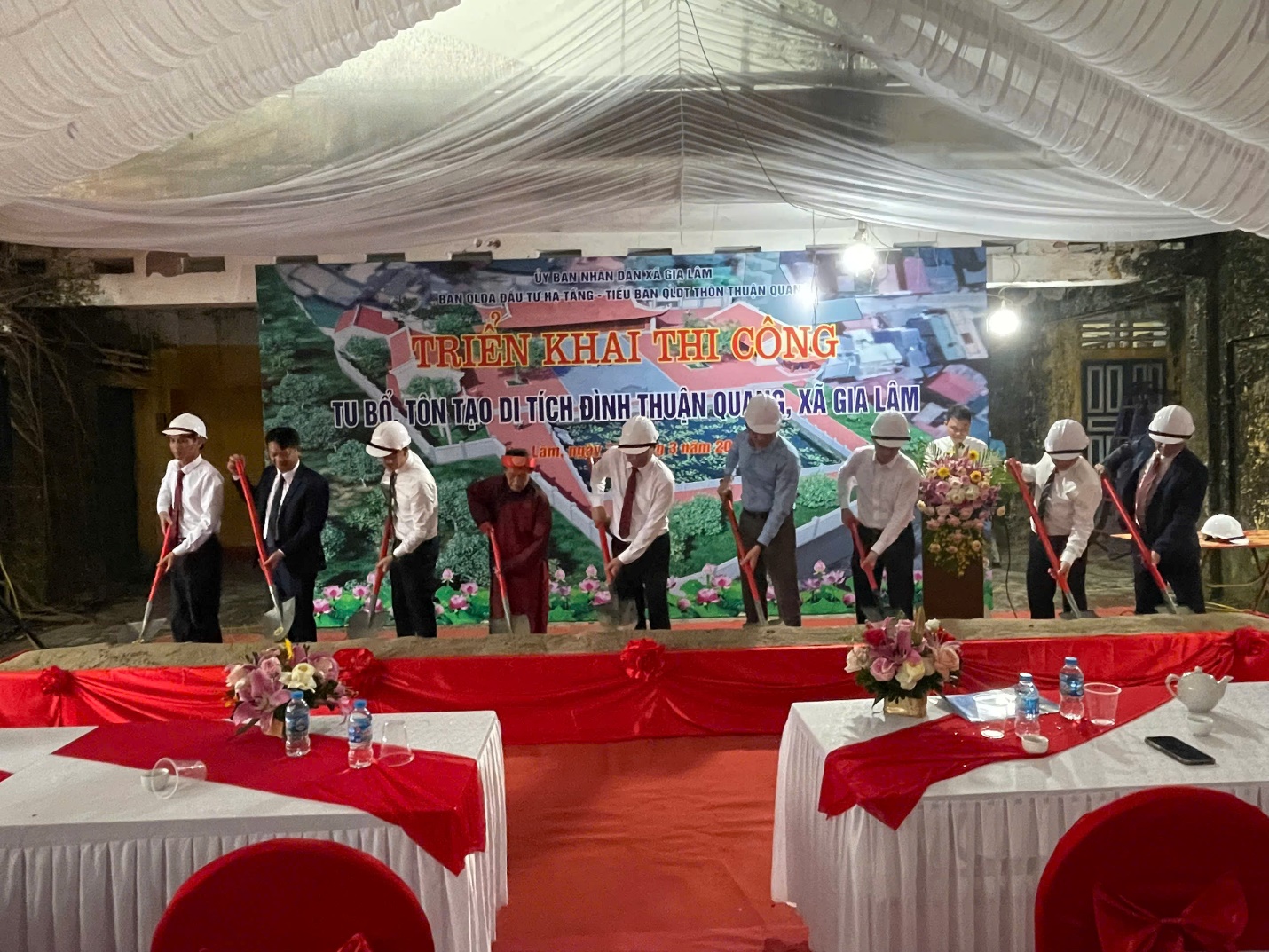 GIA LÂM KHÁNH THÀNH CÔNG TRÌNH TU BỔ, TÔN TẠO ĐÌNH – CHÙA HOÀNG XÁ VÀ TRIỂN KHAI THI CÔNG ĐÌNH THUẬN QUANG- Ảnh 3.