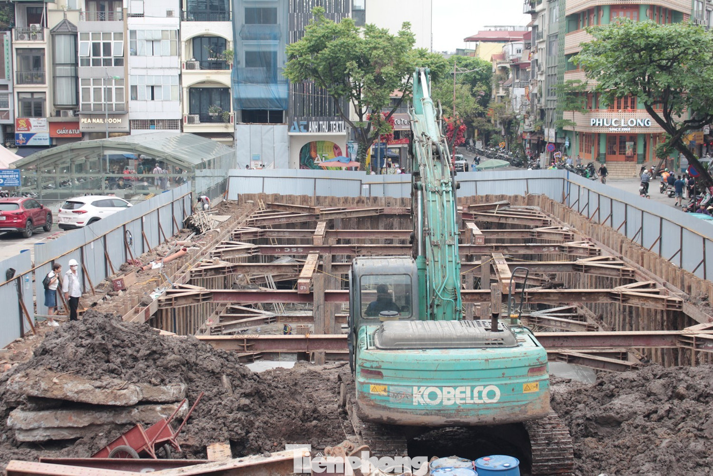 Bể ngầm chống ngập khu vực chợ Hàng Da được đổ bê tông đáy- Ảnh 6.