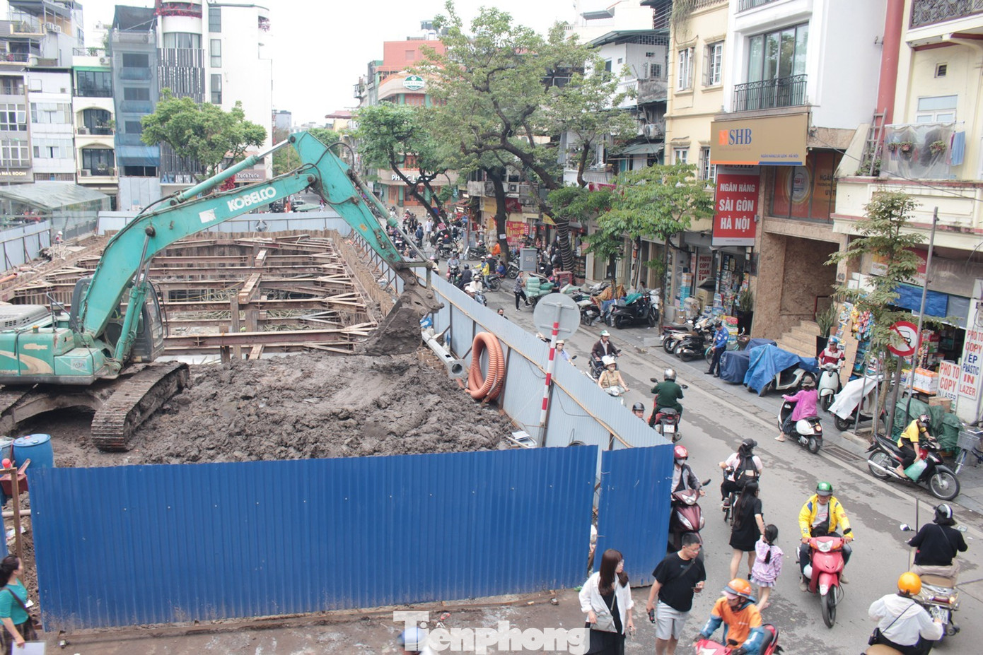 Bể ngầm chống ngập khu vực chợ Hàng Da được đổ bê tông đáy- Ảnh 9.