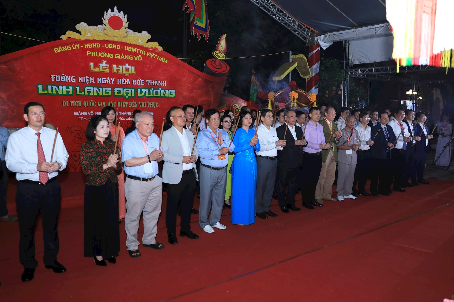 “Hào khí Thăng Long – Linh thiêng Tây trấn”: Hào khí nghìn năm bừng sáng trong kỷ nguyên mới- Ảnh 1.