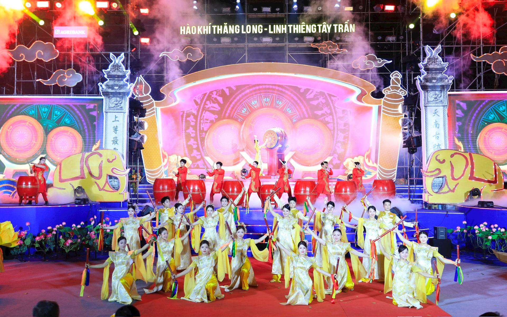 “Hào khí Thăng Long – Linh thiêng Tây trấn”: Hào khí nghìn năm bừng sáng trong kỷ nguyên mới- Ảnh 7.