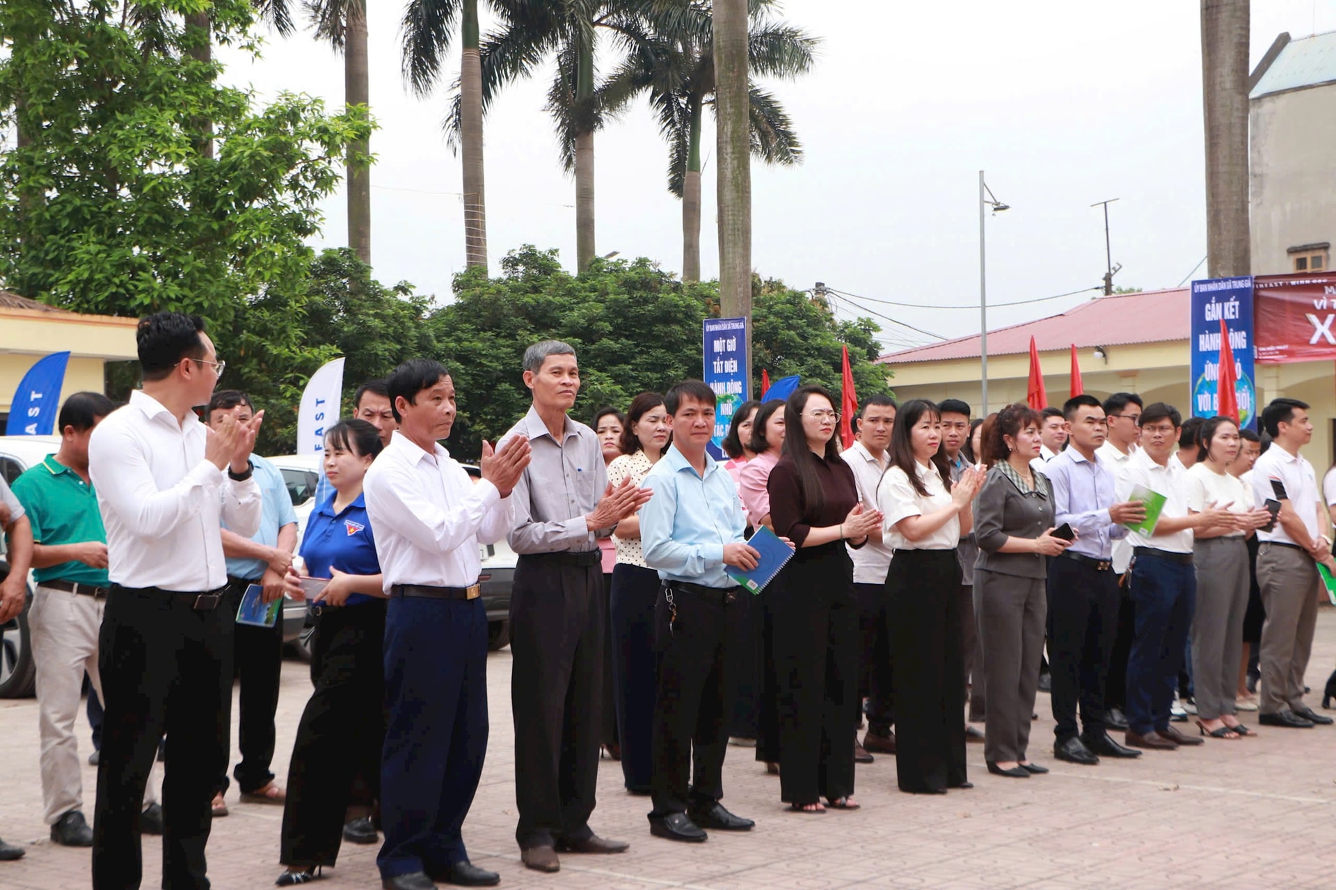 Xã Trung Giã phát động hưởng ứng Giờ Trái đất 2026, lan tỏa thông điệp tiết kiệm năng lượng- Ảnh 2.