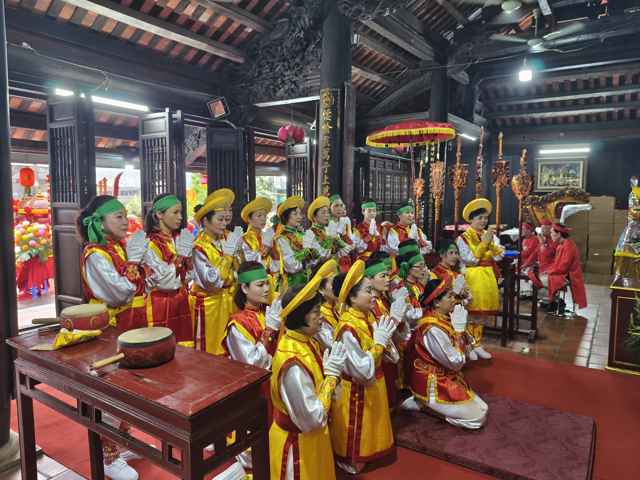 Lễ hội truyền thống làng Hạ Yên Quyết: Rộn ràng trước giờ Rước Thánh Phụng nghênh- Ảnh 5.