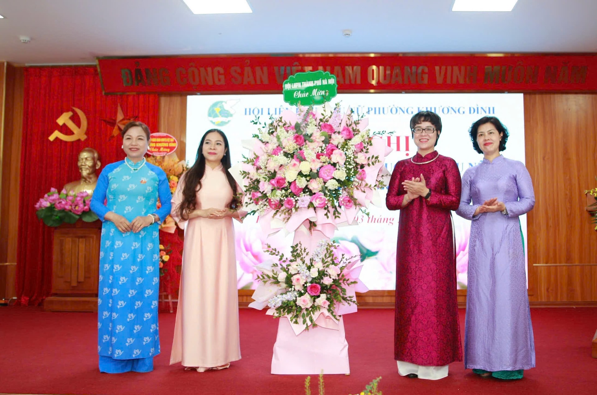 Phụ nữ Khương Đình đoàn kết, tiên phong xây dựng cộng đồng phát triển bền vững- Ảnh 1.