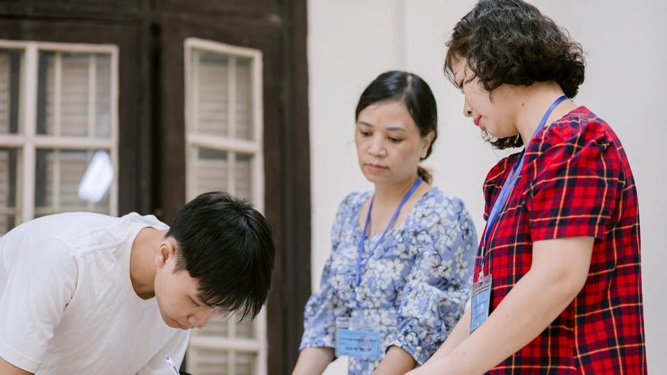 Từ 15/4, không còn bằng tốt nghiệp THCS, giao hiệu trưởng cấp bằng tốt nghiệp THPT- Ảnh 2.