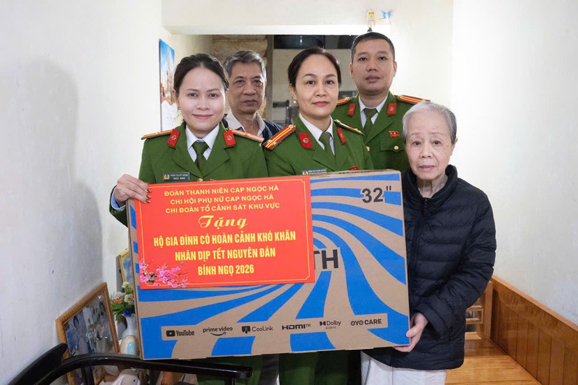 Gần dân, trọng nghĩa, Công an phường Ngọc Hà thực hiện hiệu quả phong trào “Ba nhất”- Ảnh 2.