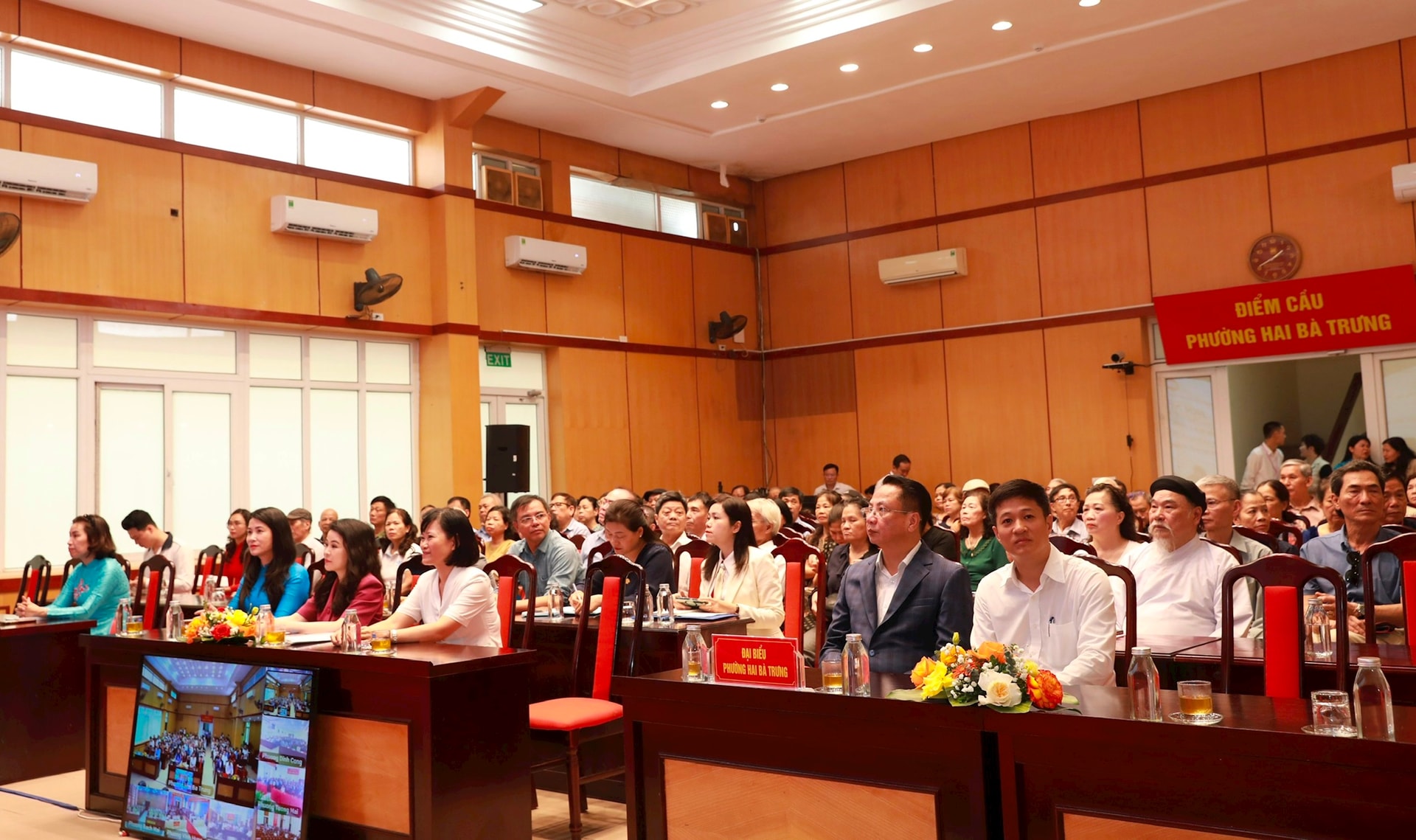 Hà Nội: Ứng cử viên đại biểu Quốc hội khóa XVI - Đơn vị bầu cử số 3 tổ chức vận động bầu cử- Ảnh 2.