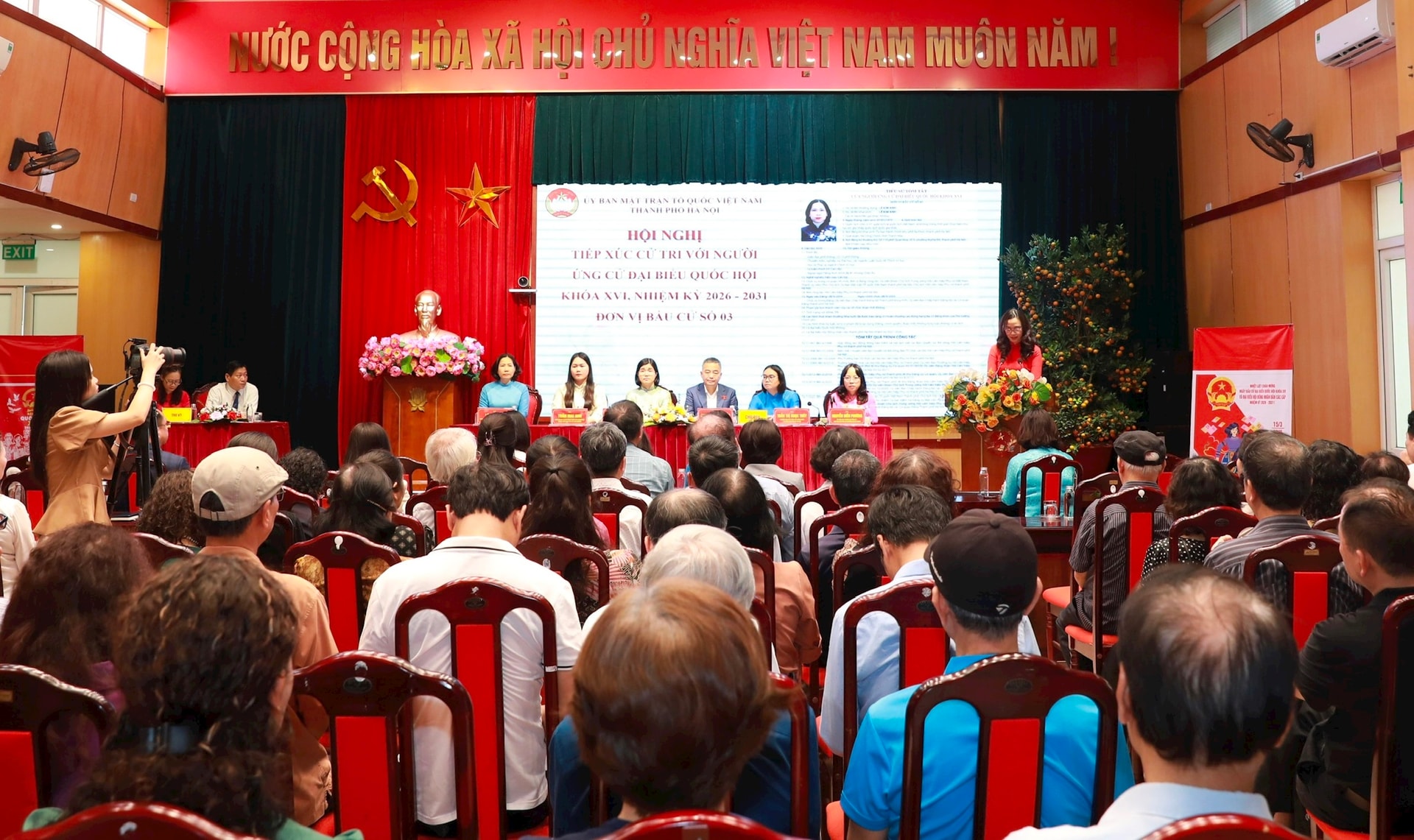 Hà Nội: Ứng cử viên đại biểu Quốc hội khóa XVI - Đơn vị bầu cử số 3 tổ chức vận động bầu cử- Ảnh 8.