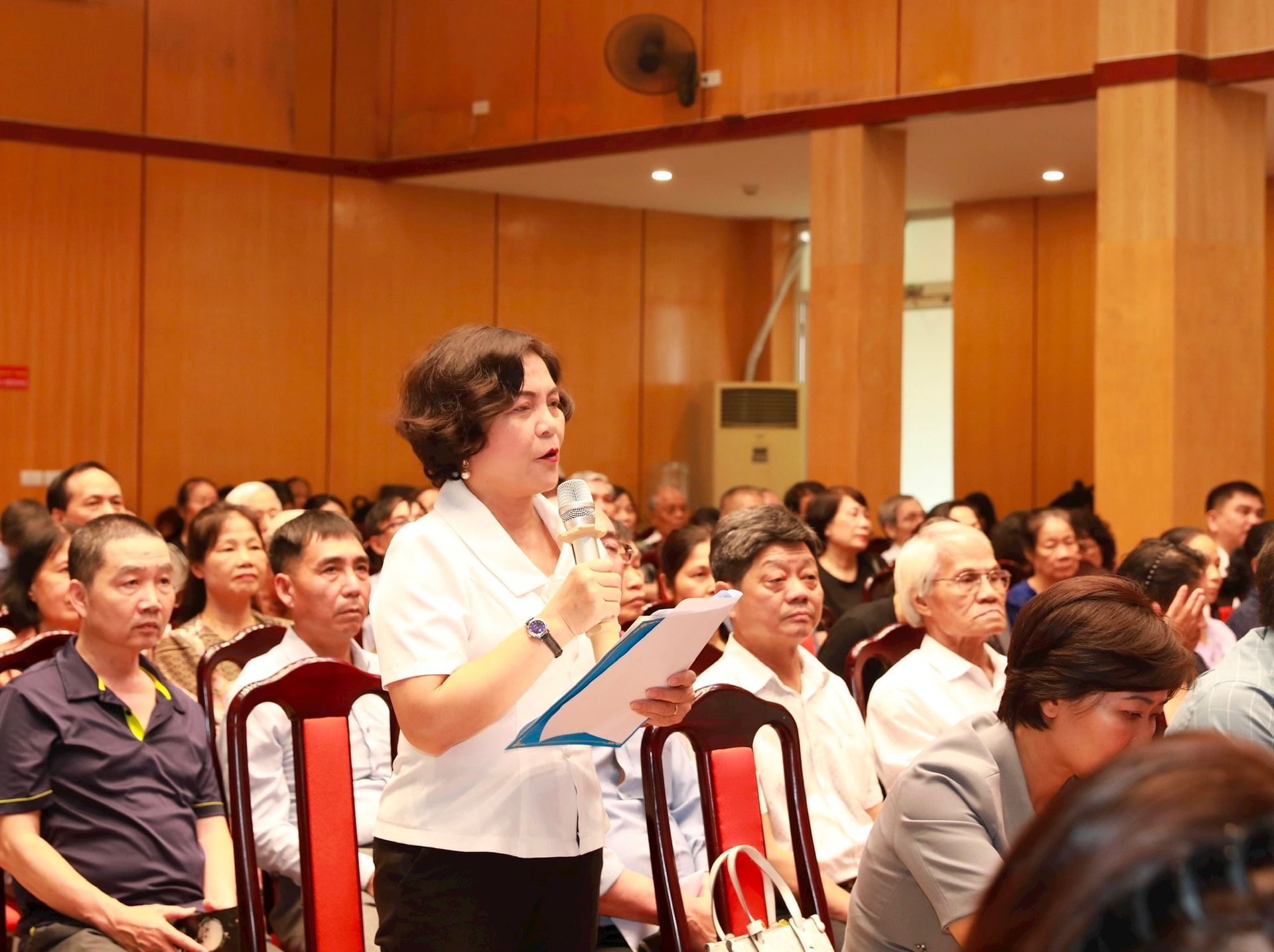 Hà Nội: Ứng cử viên đại biểu Quốc hội khóa XVI - Đơn vị bầu cử số 3 tổ chức vận động bầu cử- Ảnh 10.