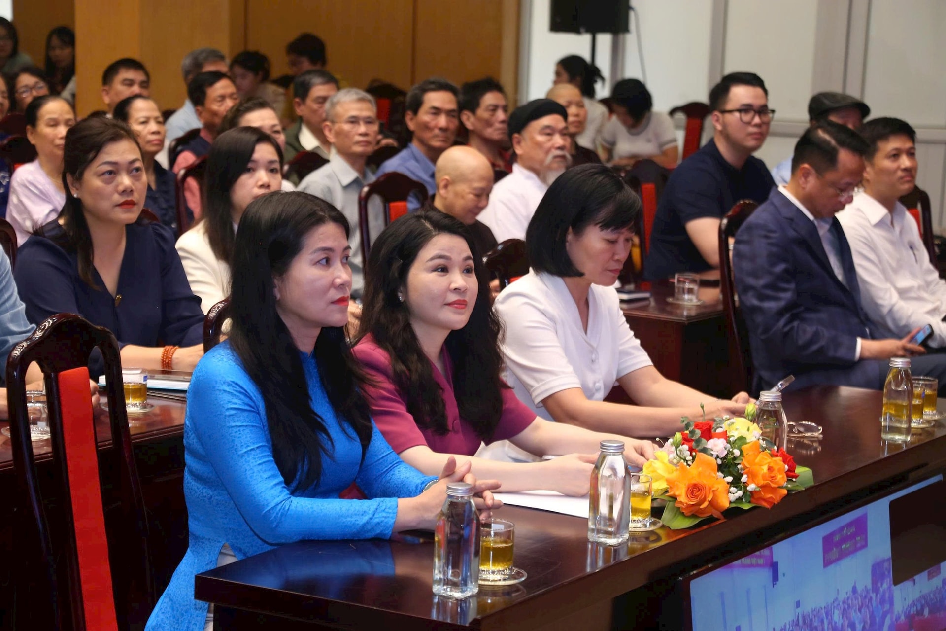 Hà Nội: Ứng cử viên đại biểu Quốc hội khóa XVI - Đơn vị bầu cử số 3 tổ chức vận động bầu cử- Ảnh 9.