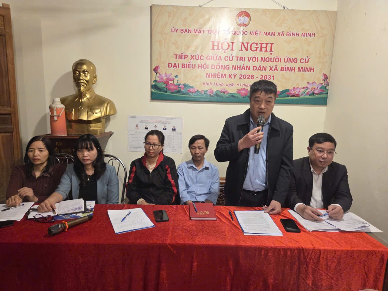 Xã Bình Minh đẩy mạnh tiếp xúc cử tri, bảo đảm vận động bầu cử dân chủ, đúng quy định- Ảnh 2.