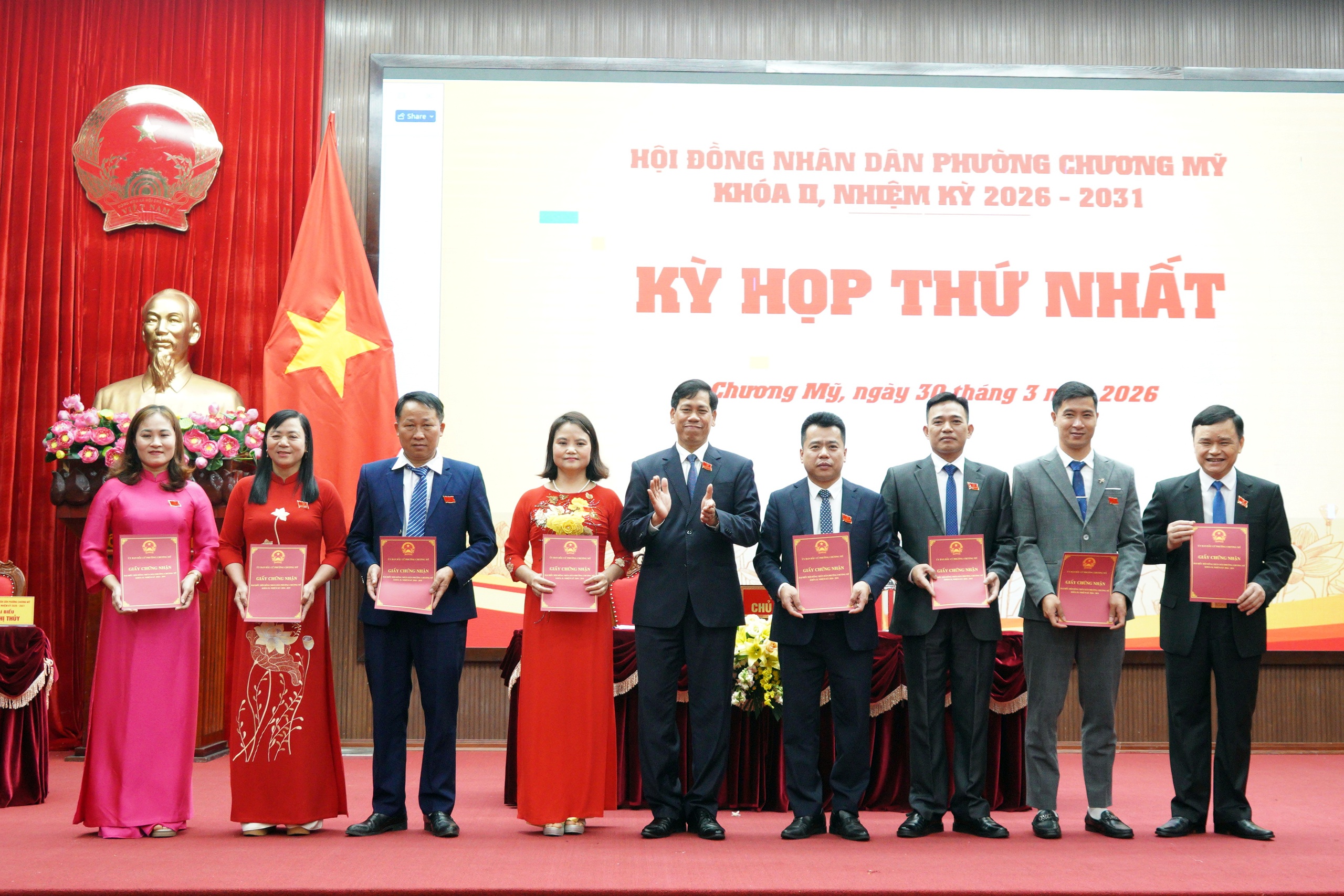 Thành công của kỳ họp thứ nhất HĐND phường Chương Mỹ, khóa II, nhiệm kỳ 2026 - 2031, tạo điều kiện thuận lợi cho một nhiệm kỳ mới “Tinh - gọn - mạnh - hiệu năng - hiệu lực - hiệu quả”- Ảnh 7.