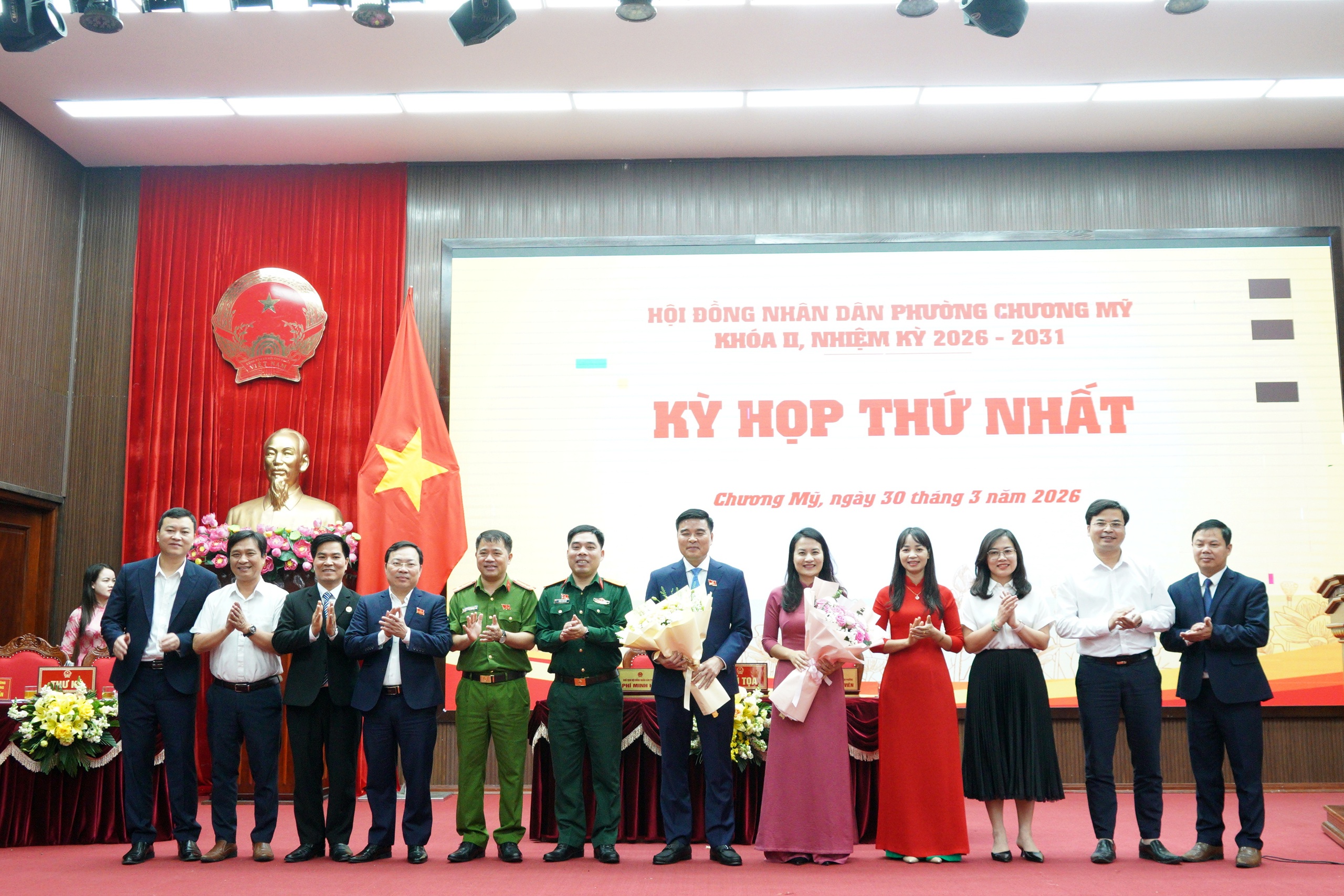 Thành công của kỳ họp thứ nhất HĐND phường Chương Mỹ, khóa II, nhiệm kỳ 2026 - 2031, tạo điều kiện thuận lợi cho một nhiệm kỳ mới “Tinh - gọn - mạnh - hiệu năng - hiệu lực - hiệu quả”- Ảnh 31.