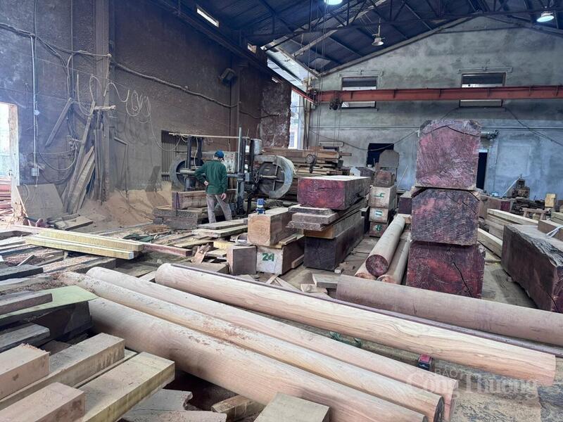 Làng mộc Phù Yên chuyển mình thích ứng, nâng cao giá trị kinh tế- Ảnh 4.