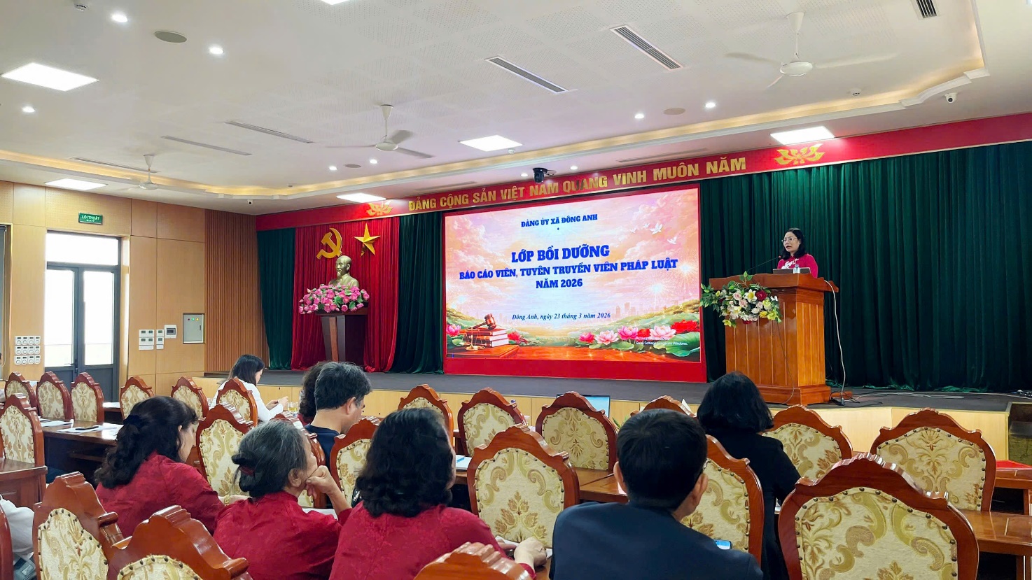 XÃ ĐÔNG ANH TỔ CHỨC LỚP TẬP HUẤN BÁO CÁO VIÊN, TUYÊN TRUYỀN VIÊN PHÁP LUẬT NĂM 2026- Ảnh 1.
