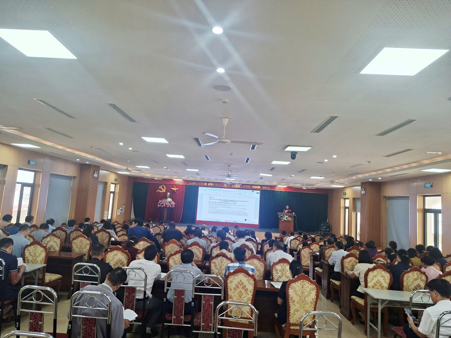 XÃ ĐÔNG ANH TỔ CHỨC LỚP TẬP HUẤN BÁO CÁO VIÊN, TUYÊN TRUYỀN VIÊN PHÁP LUẬT NĂM 2026- Ảnh 2.