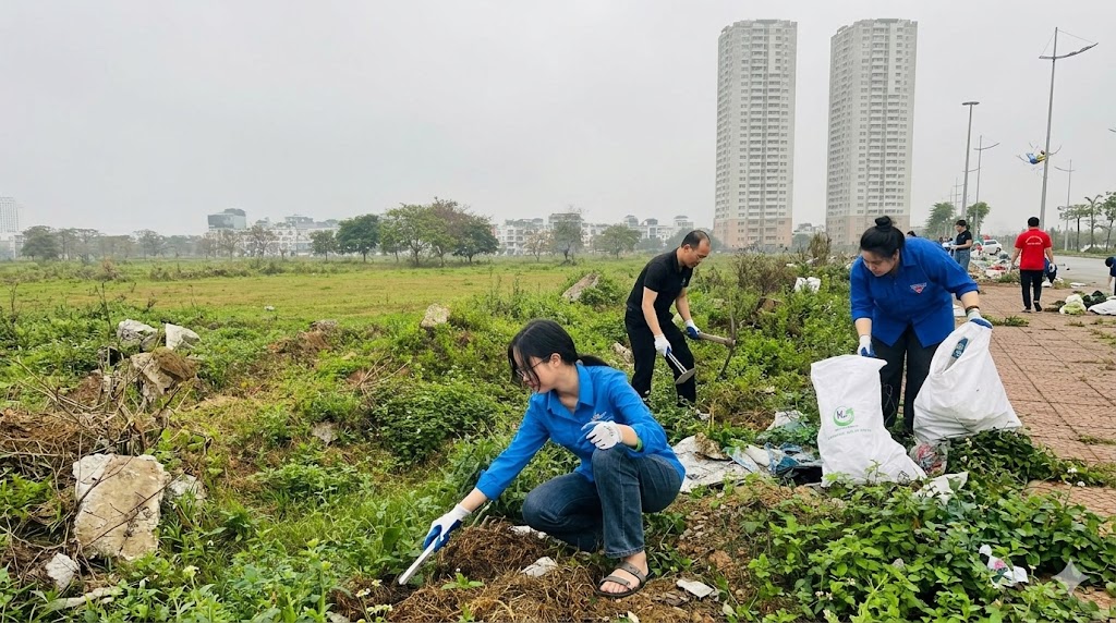Hành trình xanh của tuổi trẻ Hoài Đức: Chủ nhật không rác thải- Ảnh 2.