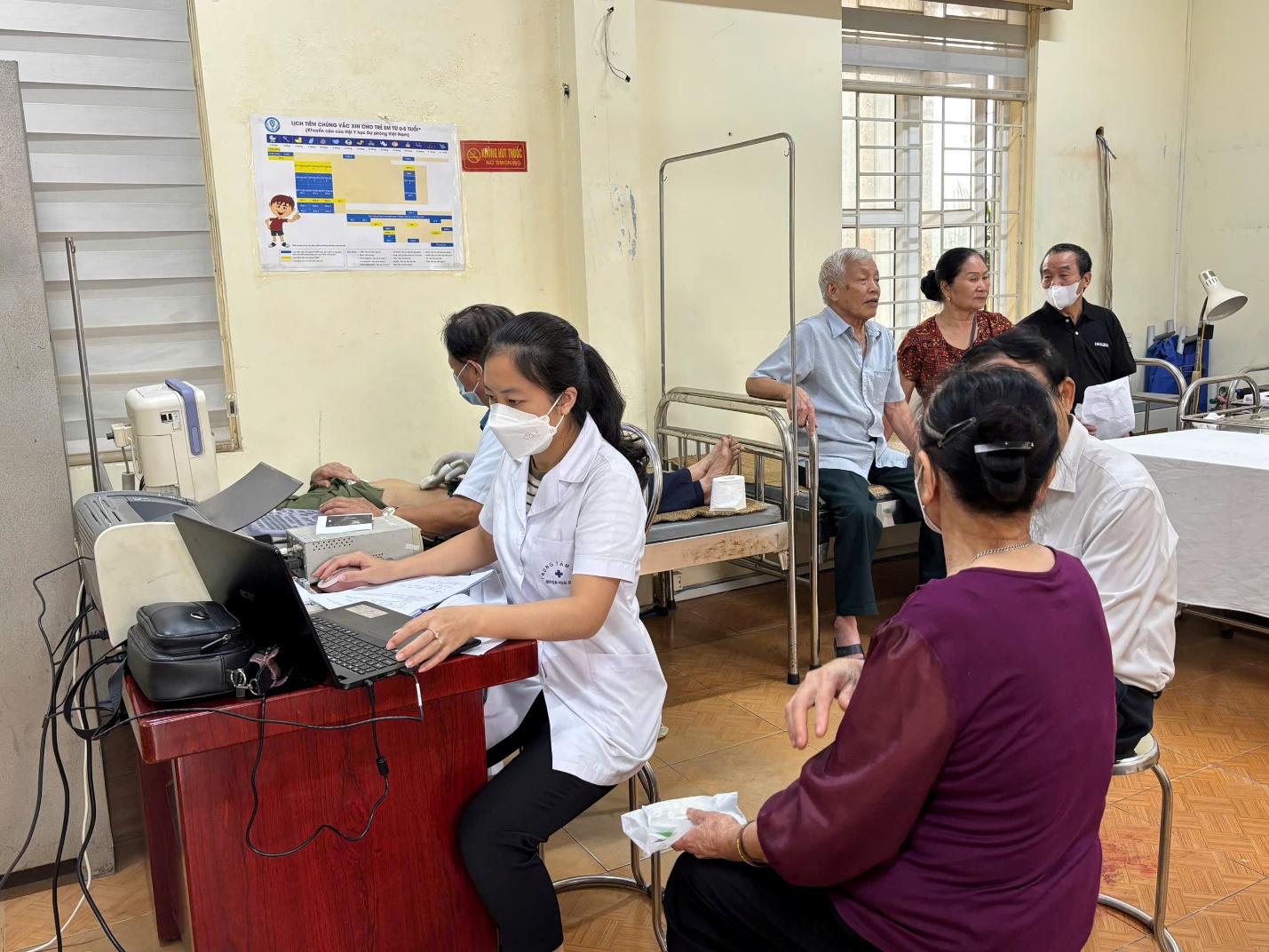 Hoài Đức khởi động chiến dịch chăm sóc sức khỏe cho 1.000 người cao tuổi- Ảnh 3.