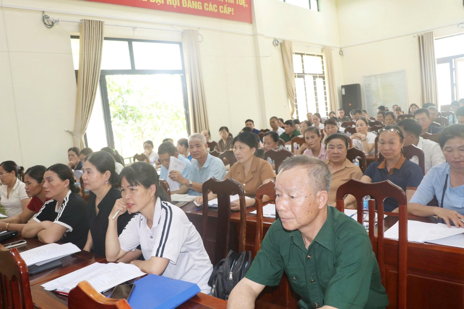 Tập huấn nghiệp vụ cho Ban quản lý tổ Tiết kiệm và vay vốn Ngân hàng Chính sách xã hội trên địa bàn xã Trần Phú- Ảnh 2.