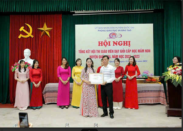 Cô giáo Nguyễn Thị Lâm giáo viên trường Mầm non Phú Cát tấm gương sáng trong phong trào thi đua và đầy nghị lực- Ảnh 15.